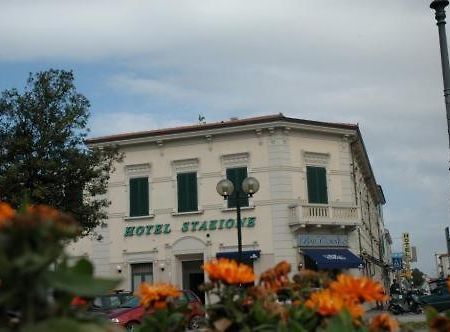 Hotel Stazione Livorno Eksteriør bilde